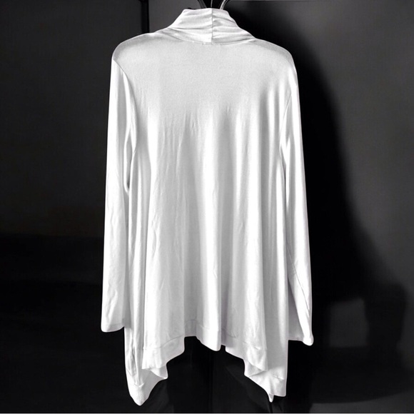 Chico’s Zenergy 2-in-1 Cardigan Jacket | White | Size 2 (L/12) | NWOT - Picture 11 of 12
